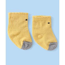 Cute Walk by Babyhug Anti-Bacterial Ankle Length Striped & Polka Dots Design Socks Pack of 3 - Yellow Blue & White - Image 7